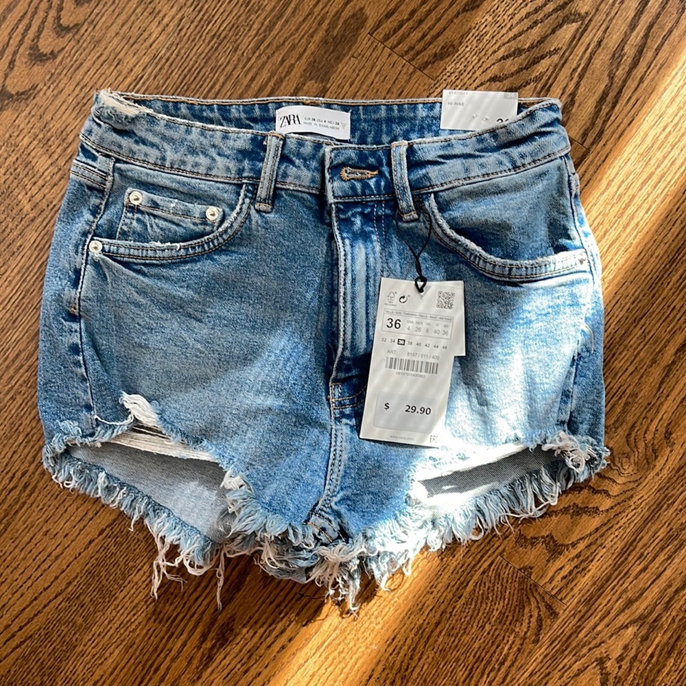Zara Jean shorts , new with tags.